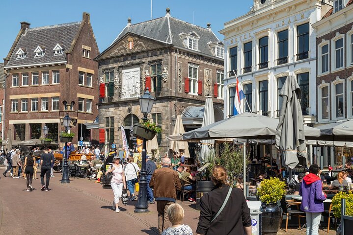 Gouda Private Walking Tour: History, Architecture & Cheese