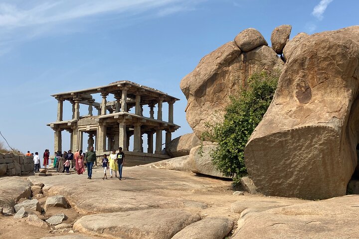 Hire a Licensed Guide for Fullday Hampi visit with own transport