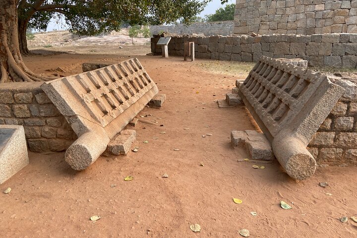 Hire a Licensed Guide for Fullday Hampi visit with own transport