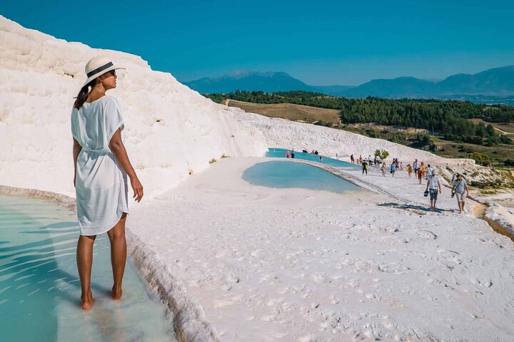 Pamukkale and Salda Lake Guided Tour