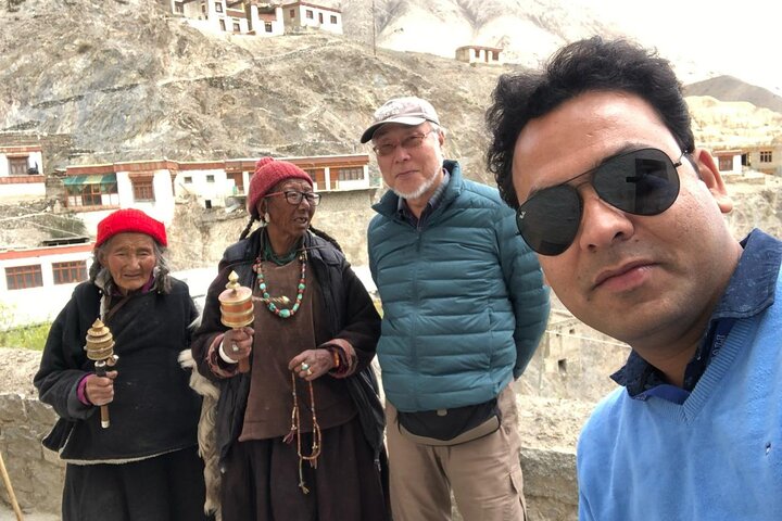 Overnight Pangong Tour From Leh With Thikse & Hemis Monasteries.