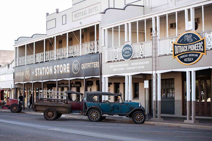 Longreach: Country Classics Buffet Dinner