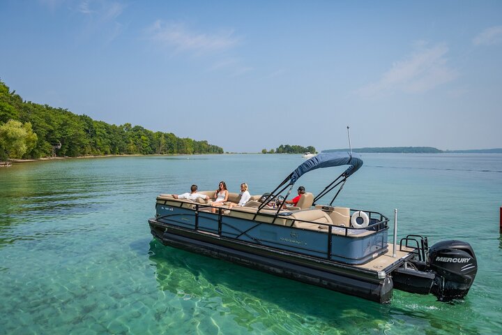 Guided Private Pontoon Charter (4 yrs & up)