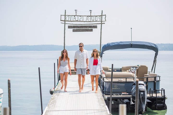 Guided Private Pontoon Charter (4 yrs & up)