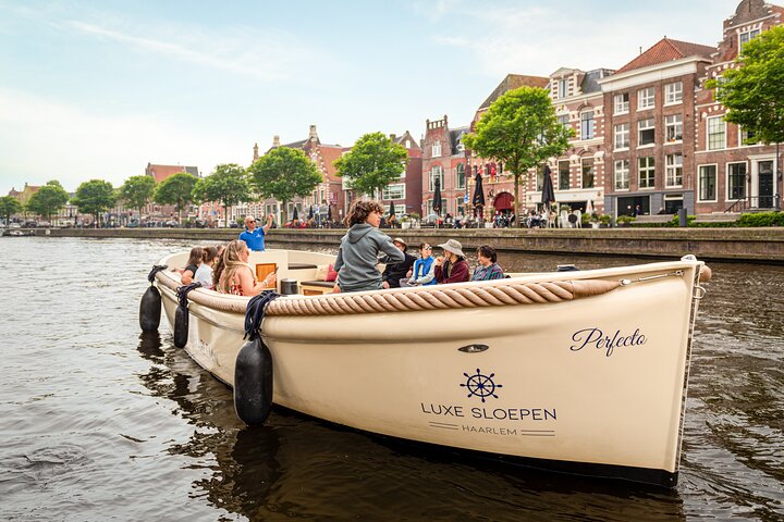 Haarlem Open-Boat Canal Cruise with Live Guide (Electric Boat)