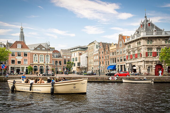 Haarlem Open-Boat Canal Cruise with Live Guide (Electric Boat)