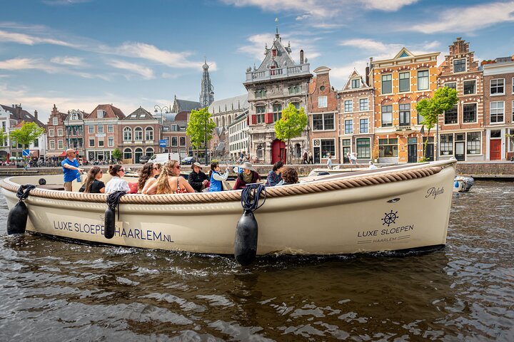 Haarlem Open-Boat Canal Cruise with Live Guide (Electric Boat)