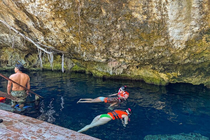 Tulum & Coba with Cenote, Cave Exploration, Lunch & Tastings