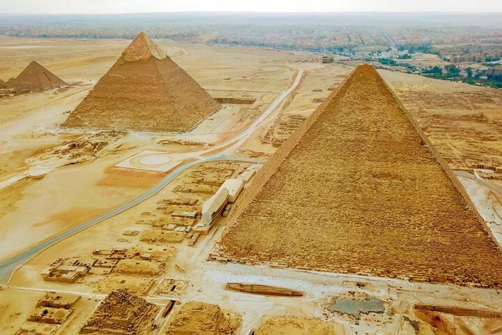 From Port Said: Giza Pyramids and Museum, Private Day Tour.