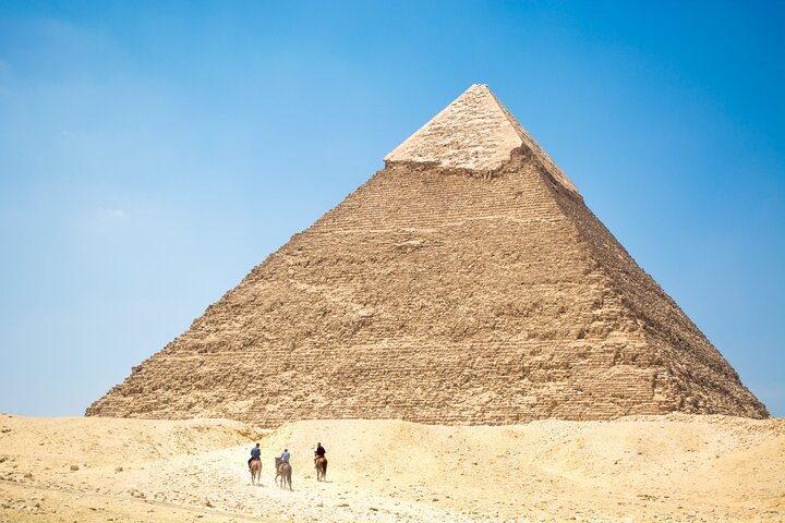 From El-Sokhna Port: Giza Pyramids and Museum, Private Day Tour.