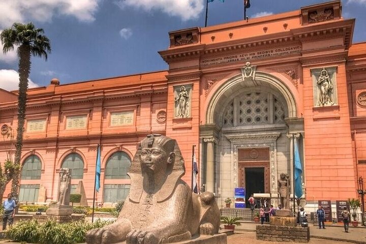 From El-Sokhna Port: Giza Pyramids and Museum, Private Day Tour.