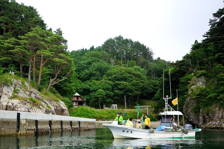 Kamaishi Bay Fishing Boat Cruise with Guided Local Fisherman
