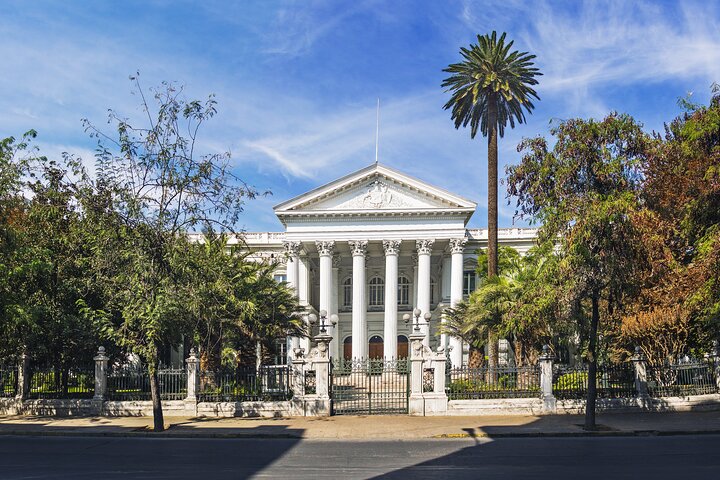 Santiago: Half-Day Sightseeing City Tour with Chauffeur and Guide