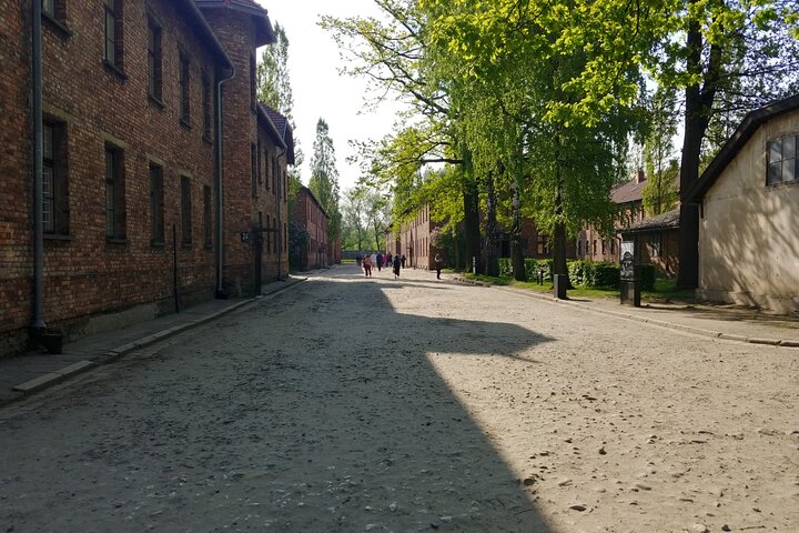 Auschwitz Birkenau Guided Tour with Hotel Pickup from Cracow
