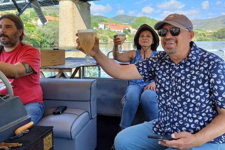 Douro Valley Small Group Premium Wine Tour Lunch and Private Boat