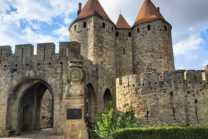 Carcassonne 's Medieval Walls: A Self-Guided Audio Tour