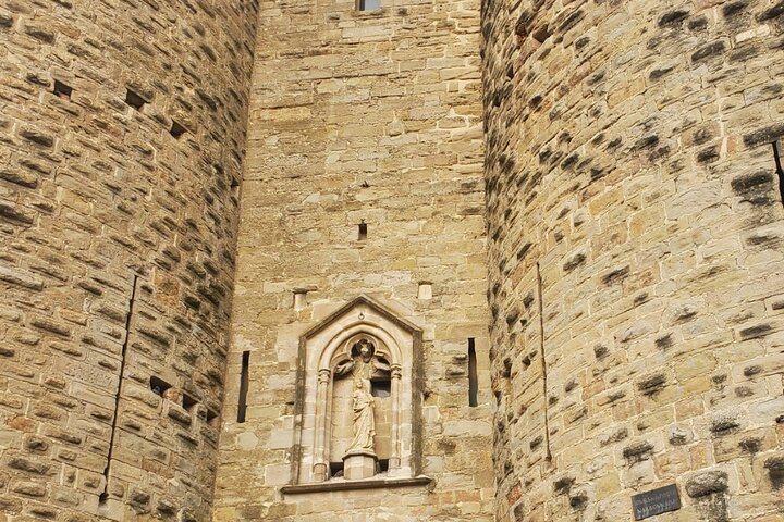 Carcassonne 's Medieval Walls: A Self-Guided Audio Tour