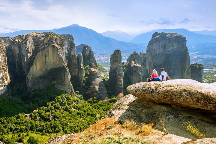 Meteora: Morning Half Day Sightseeing and Monasteries Tour