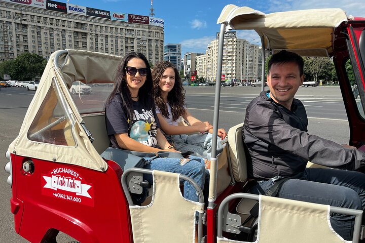 Bucharest Tuk Tuk city tour