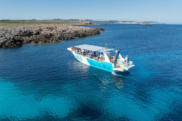 Boat trip through the coves of northern Menorca from Fornells