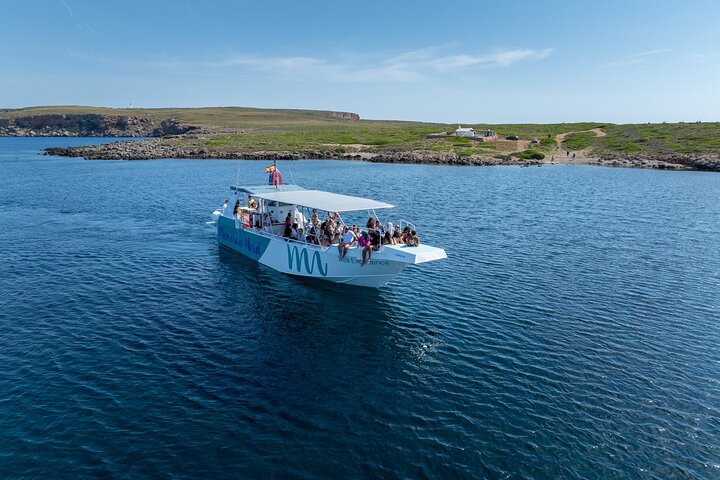 Boat trip through the coves of northern Menorca from Fornells