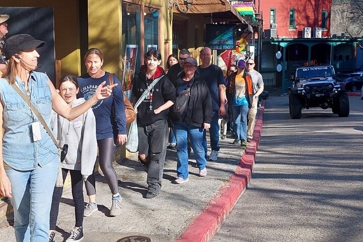 70-Minute Guided Downtown Eureka Springs Walking Tour