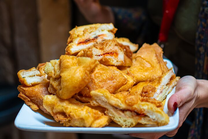 Eat Like a Local: Venice 3-Hour Small-Group Food Tasting Tour