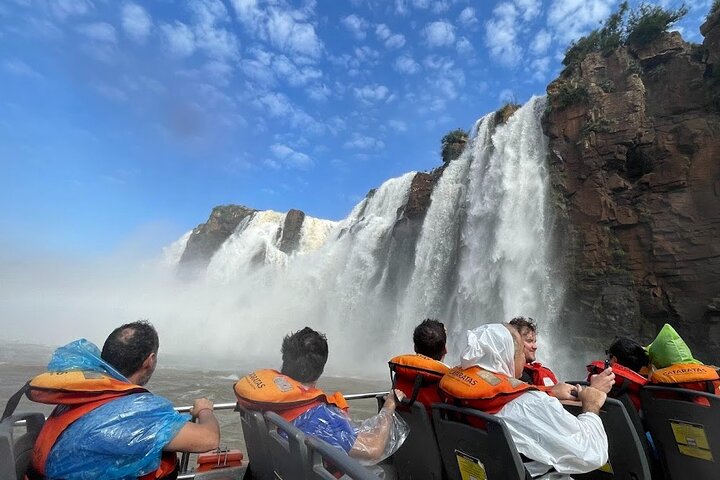 Iguazu Falls: Argentinian Side with Boat Ride, Jungle-truck and Train