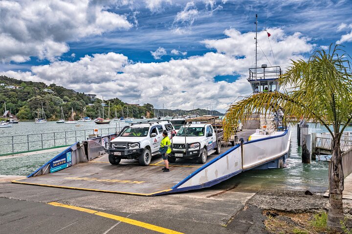 Bay of Islands Scenic Tour