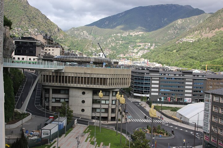 PRIVATE Tour Andorra la Vella: old town and commercial hub
