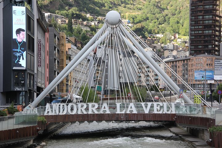 PRIVATE Tour Andorra la Vella: old town and commercial hub