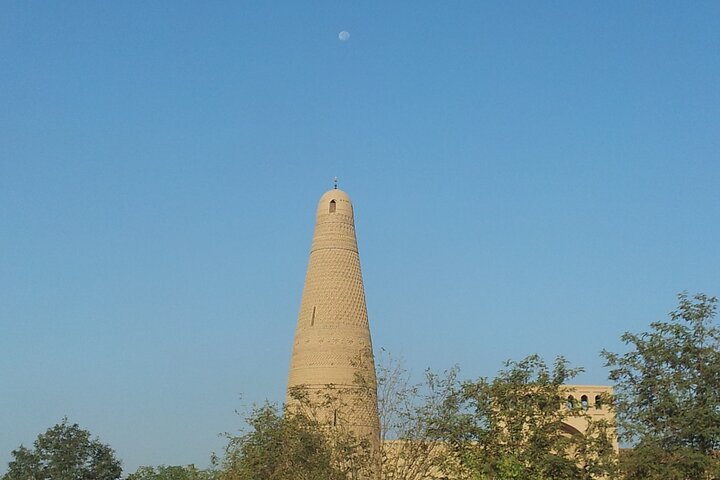 Private Day Trip to Turpan from Urumqi including Bezklik Grottoes