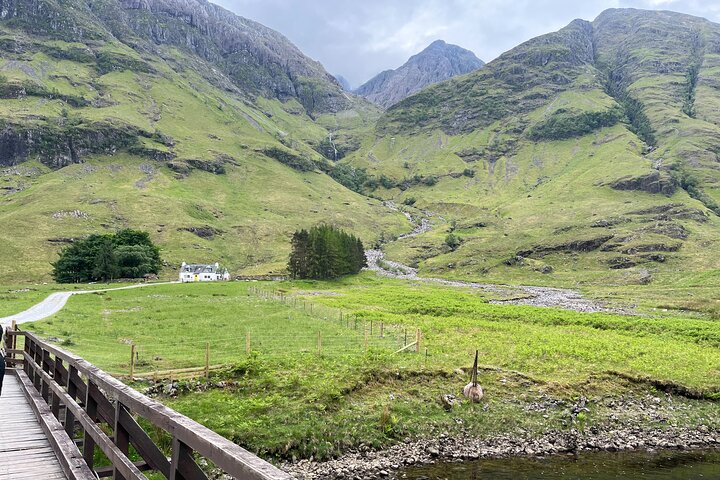 Edinburgh: Loch Ness, Glencoe and The Highlands