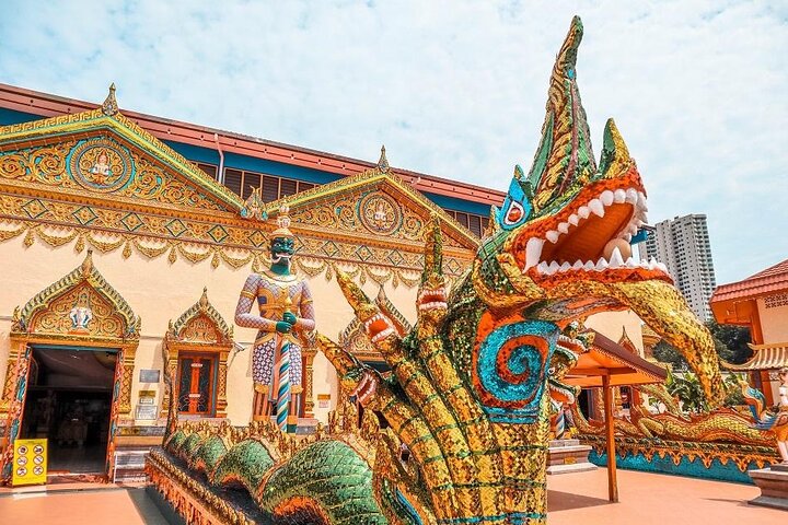 6 Hours Enchanting Exploration in Penang