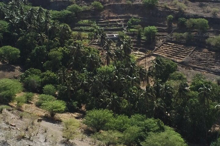 Hiking to Grotto de Águas Bellas – Scenic Cave Adventure
