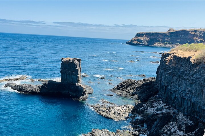 Hiking to Grotto de Águas Bellas – Scenic Cave Adventure