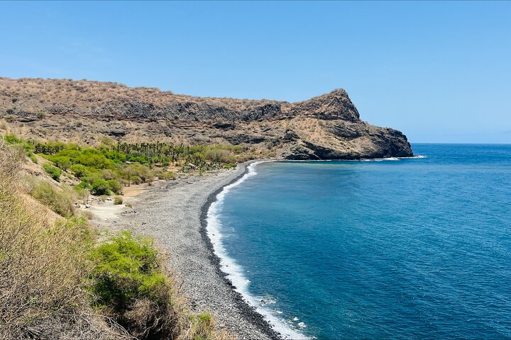 Hiking to Grotto de Águas Bellas – Scenic Cave Adventure