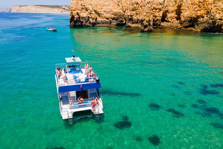 Half Day Cruise to Ponta da Piedade with Lunch and Drinks