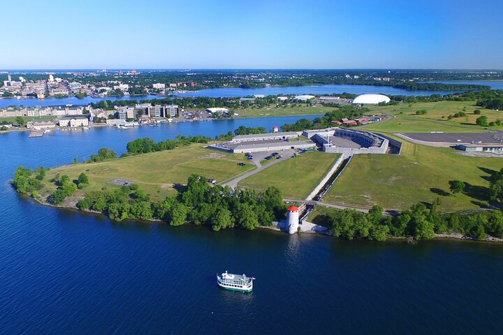 Kingston Shipwreck Cruise
