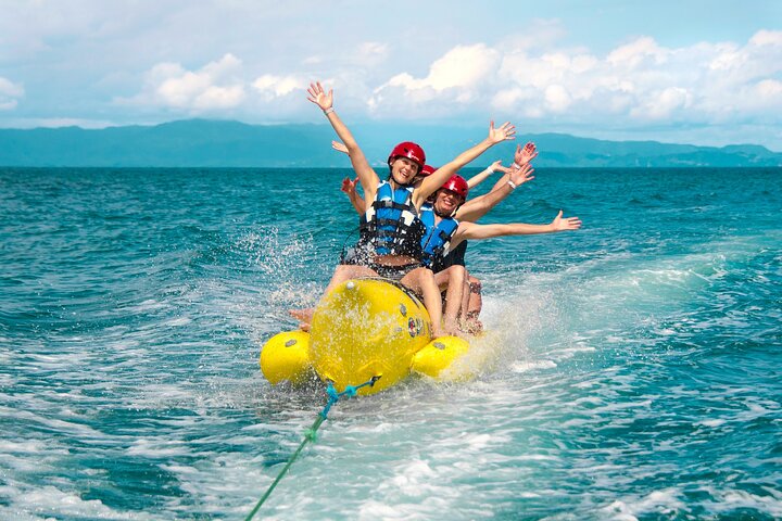Tortuga Island Tour with Costa Cat