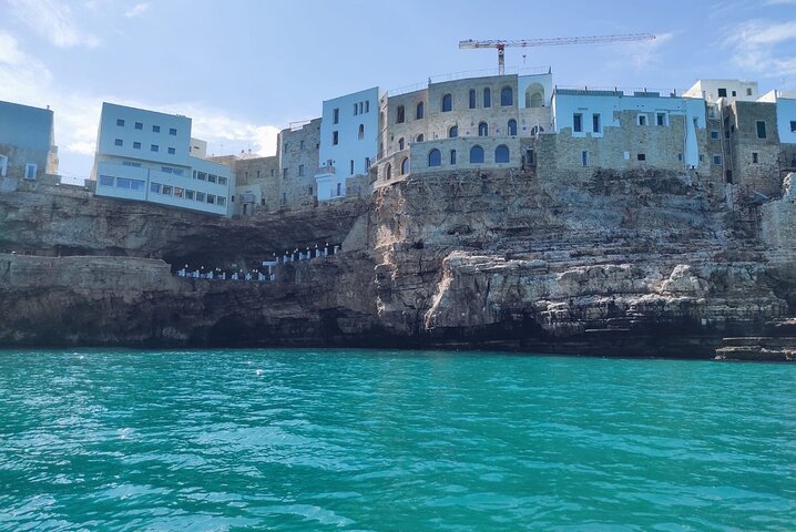 Boat tour from Monopoli to the caves of Polignano a Mare