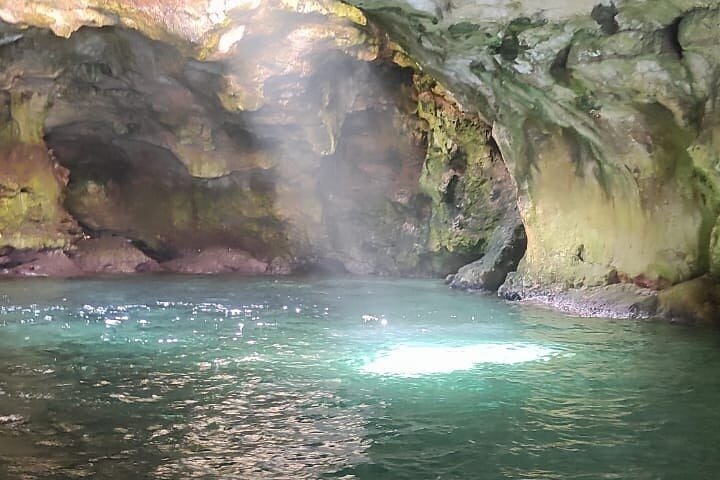 Boat tour from Monopoli to the caves of Polignano a Mare