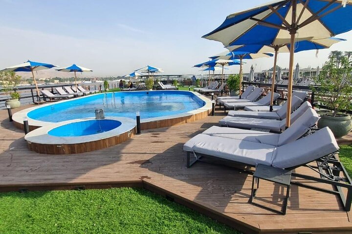 3 Days and 2 Nights Nile Cruise from Aswan to Luxor