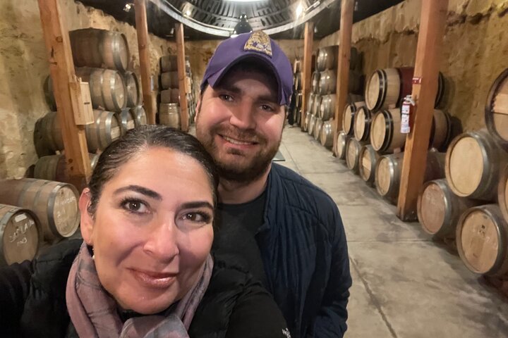 Private Deluxe Wine Tour to Valle de Guadalupe by Luxury Vehicle