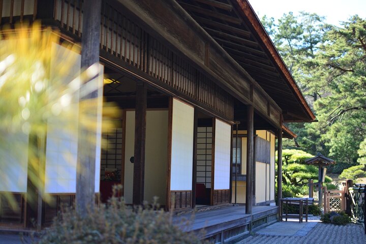 Essence of Takamatsu: Udon, Gardens, and Local Charm