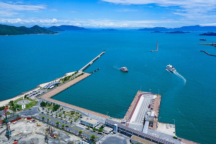 Essence of Takamatsu: Udon, Gardens, and Local Charm