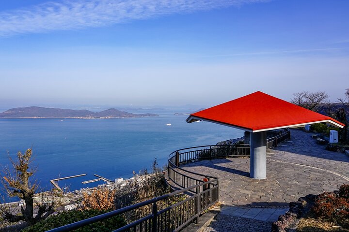 Essence of Takamatsu: Udon, Gardens, and Local Charm