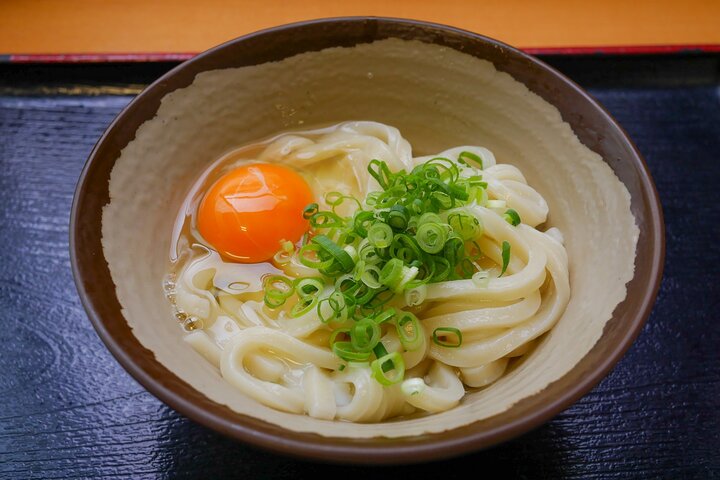 Essence of Takamatsu: Udon, Gardens, and Local Charm
