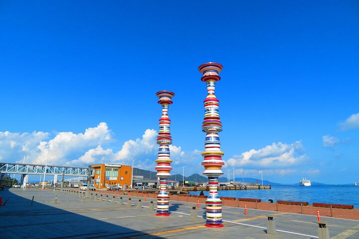 Essence of Takamatsu: Udon, Gardens, and Local Charm