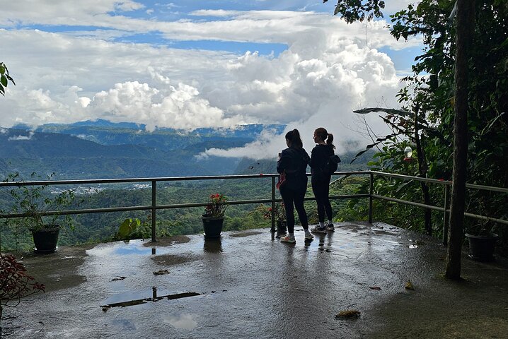 Mindo Cloud Forest: Hummingbirds, Birding & Waterfall Tour